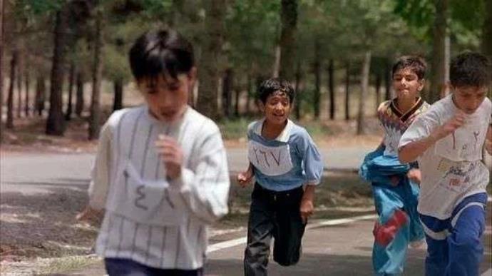伊朗电影《天堂的孩子》剧情影评：刻骨铭心，结尾堪称神笔的图片 -第18张